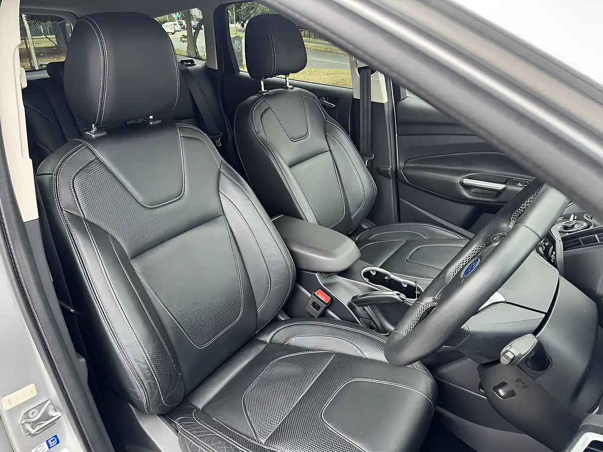 Used 2016 Ford Kuga Titanium X Sport Silver - Interior and Exterior details 5