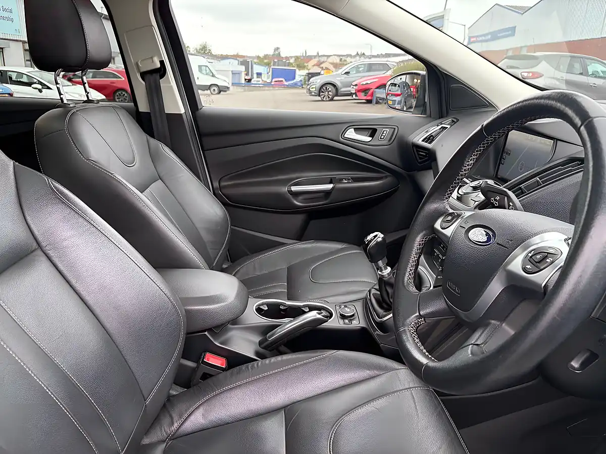 Used 2016 Ford Kuga Titanium X Sport White - Interior and Exterior details 10