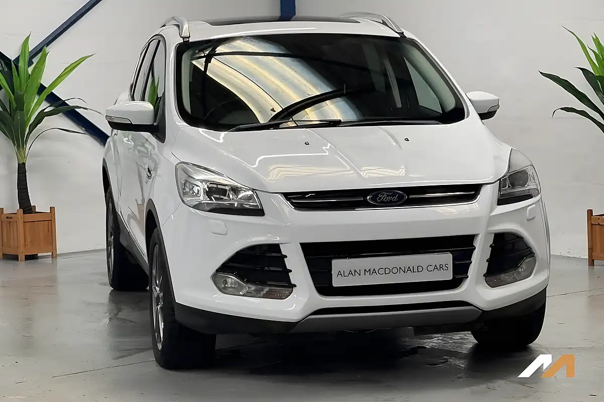 Used 2016 Ford Kuga Titanium X White - Interior and Exterior details 4