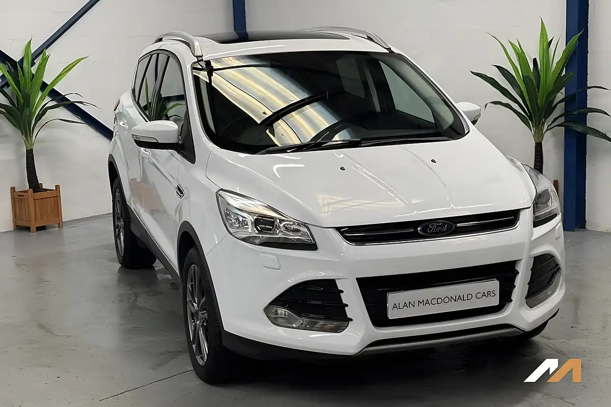 Used 2016 Ford Kuga Titanium X White - Interior and Exterior details 5