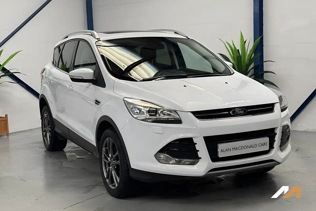 Used 2016 Ford Kuga Titanium X White - Interior and Exterior details 6