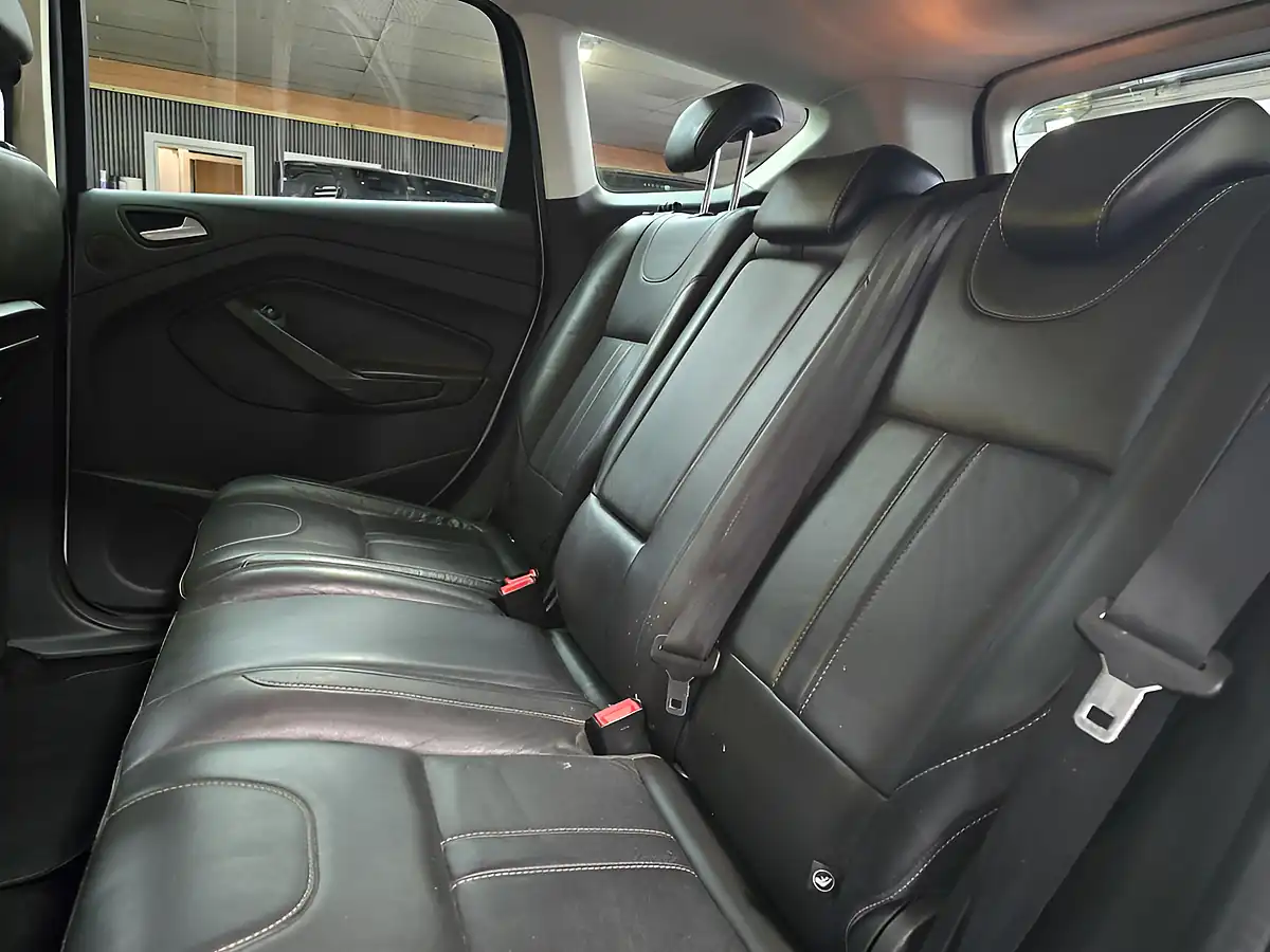 Used 2016 Ford Kuga Titanium X White - Interior and Exterior details 12