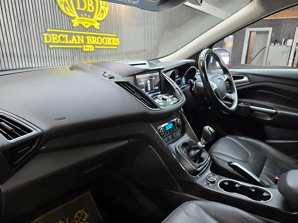 Used 2016 Ford Kuga Titanium X White - Interior and Exterior details 9