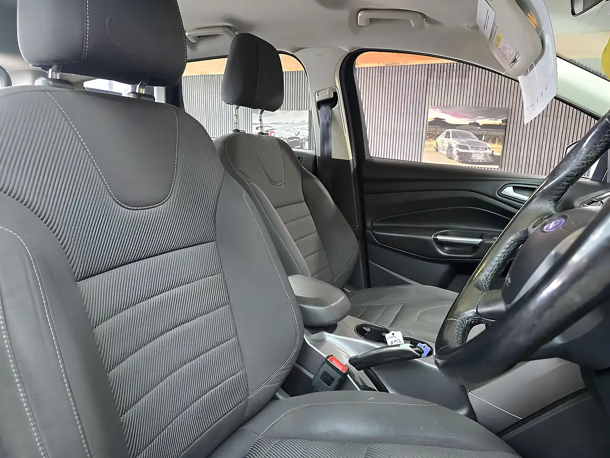 Used 2016 Ford Kuga Zetec Black - Interior and Exterior details 20