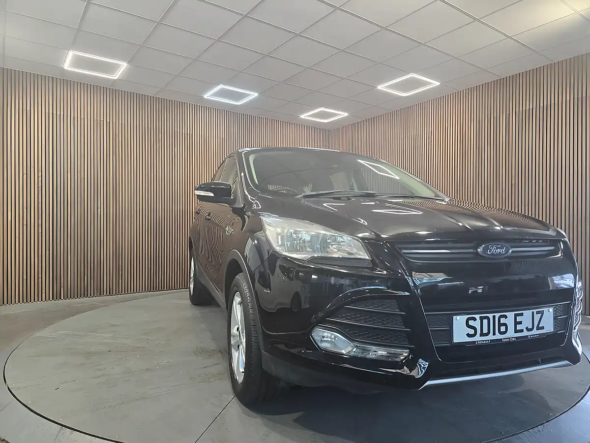 Used 2016 Ford Kuga Zetec Black - Front View