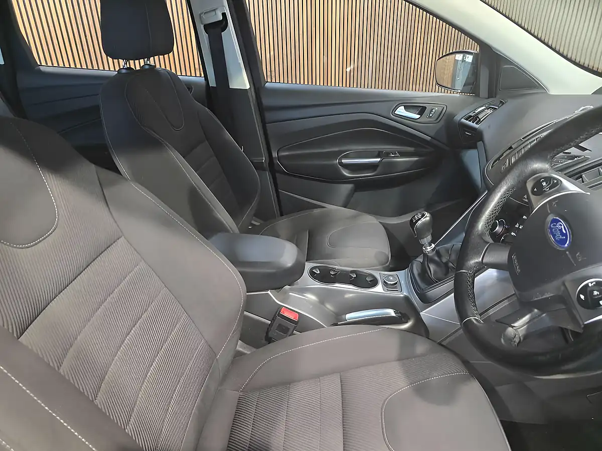 Used 2016 Ford Kuga Zetec Black - Interior and Exterior details 14