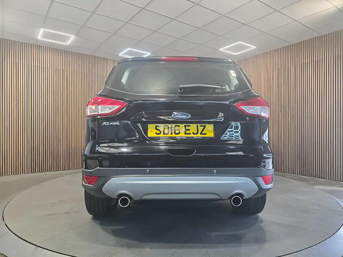 Used 2016 Ford Kuga Zetec Black - Interior and Exterior details 7