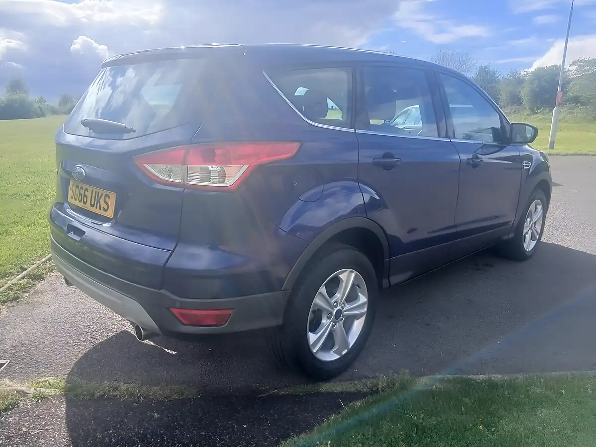 Used 2016 Ford Kuga Zetec Blue - Interior and Exterior details 8
