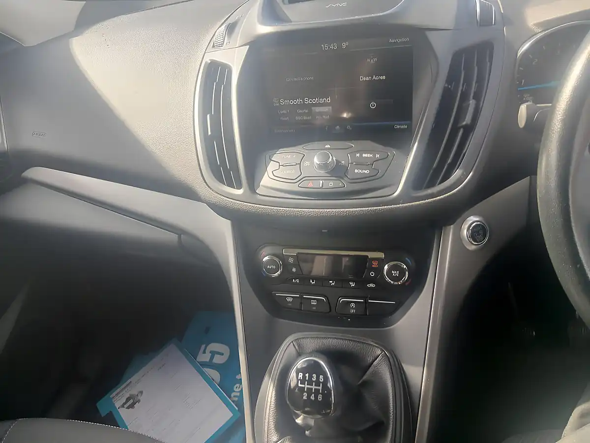 Used 2016 Ford Kuga Zetec Blue - Interior and Exterior details 9