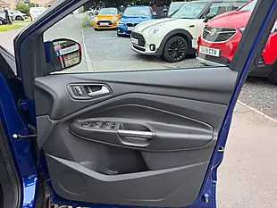 Used 2016 Ford Kuga Zetec Blue - Interior and Exterior details 12