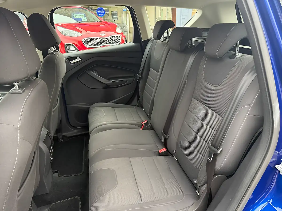 Used 2016 Ford Kuga Zetec Blue - Interior and Exterior details 13