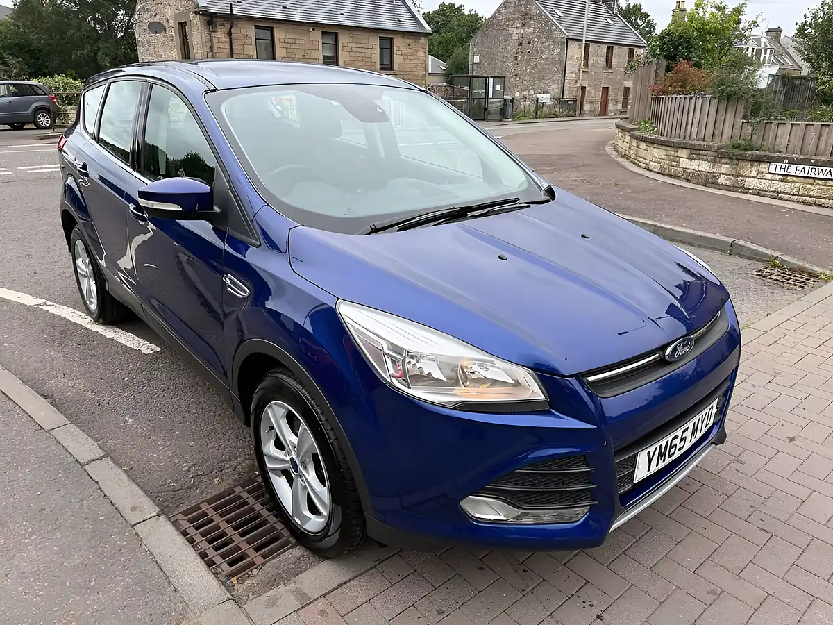 Used 2016 Ford Kuga Zetec Blue - Interior and Exterior details 4