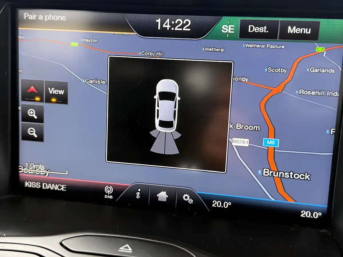 Used 2016 Ford Kuga Zetec Blue - Interior and Exterior details 11