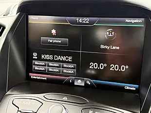 Used 2016 Ford Kuga Zetec Blue - Interior and Exterior details 12