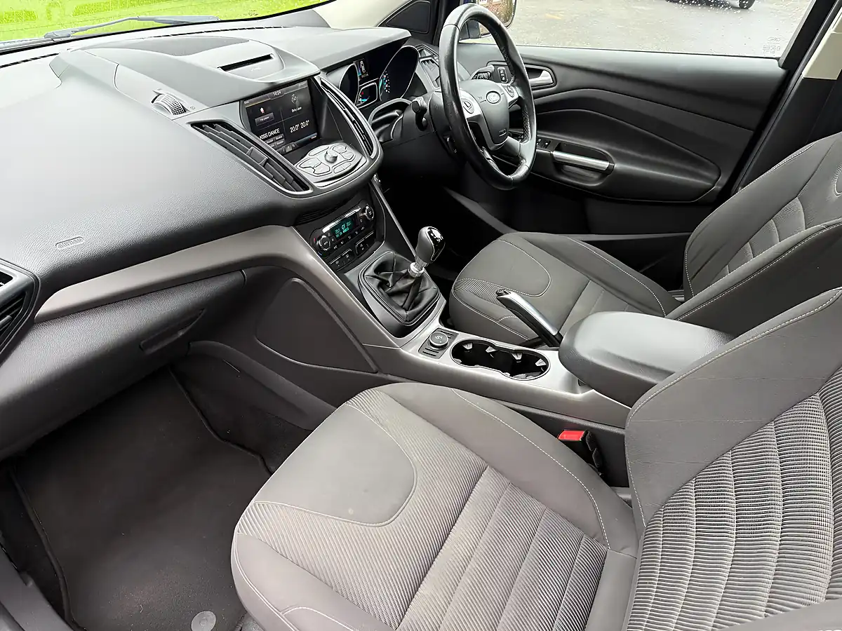 Used 2016 Ford Kuga Zetec Blue - Interior and Exterior details 16
