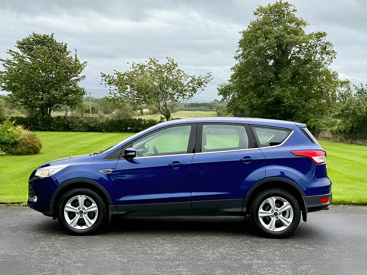 Used 2016 Ford Kuga Zetec Blue - Interior and Exterior details 3
