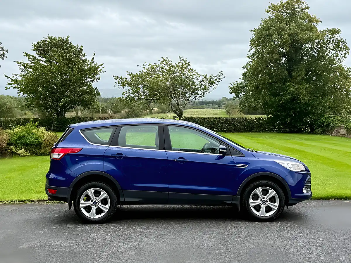 Used 2016 Ford Kuga Zetec Blue - Interior and Exterior details 4