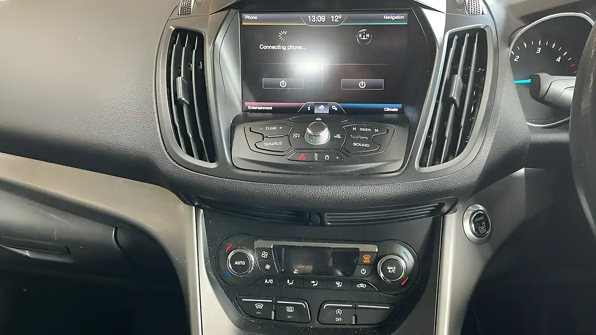 Used 2016 Ford Kuga Zetec Blue - Interior and Exterior details 14