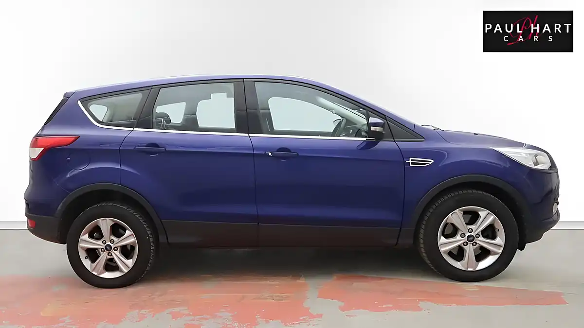 Used 2016 Ford Kuga Zetec Blue - Interior and Exterior details 7