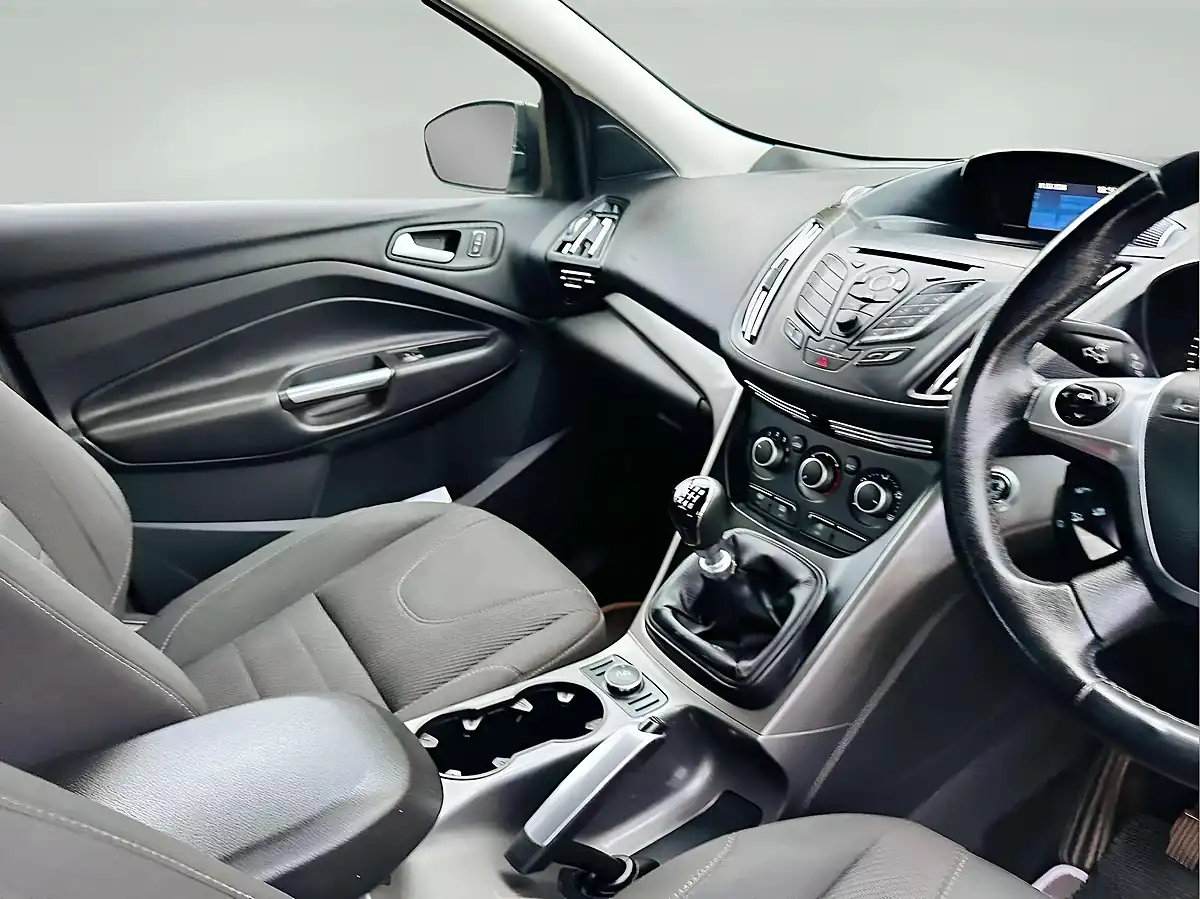 Used 2016 Ford Kuga Zetec Grey - Interior and Exterior details 10