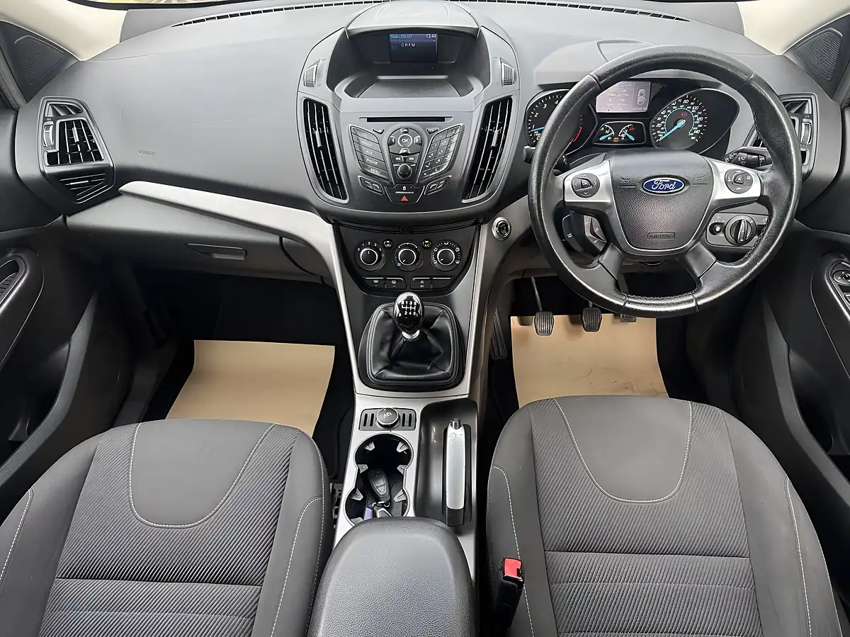 Used 2016 Ford Kuga Zetec Grey - Interior and Exterior details 13