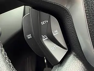 Used 2016 Ford Kuga Zetec Orange - Interior and Exterior details 14