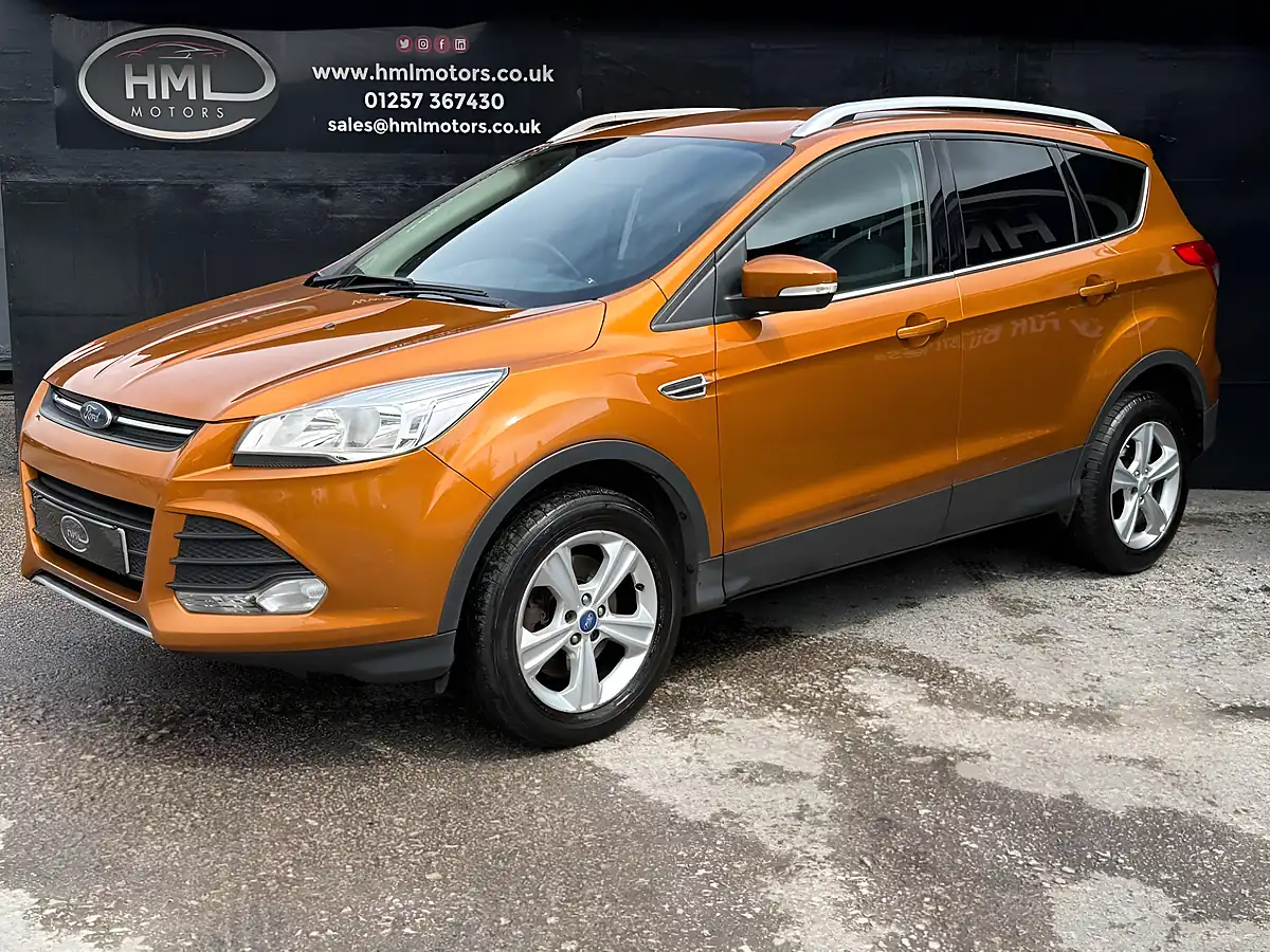 Used 2016 Ford Kuga Zetec Orange - Interior and Exterior details 2