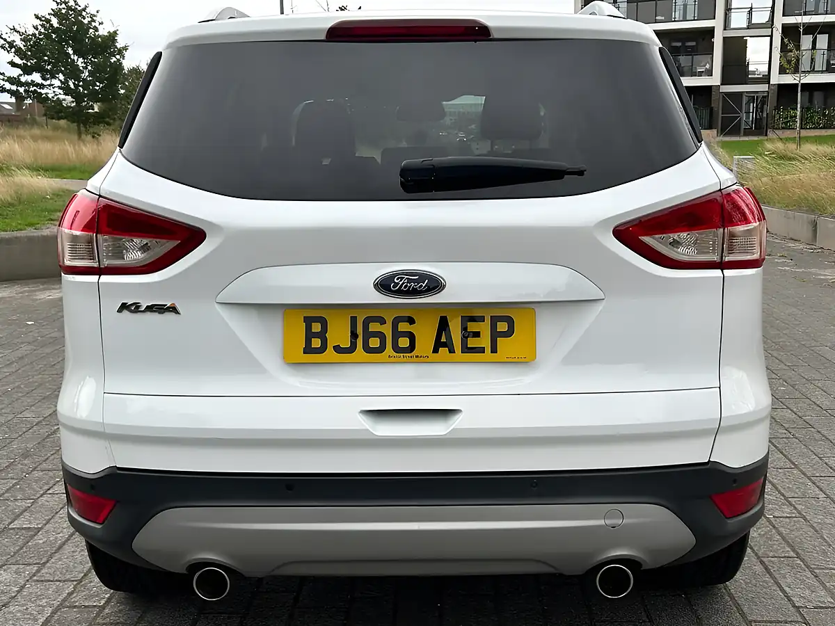 Used 2016 Ford Kuga Zetec White - Interior and Exterior details 10