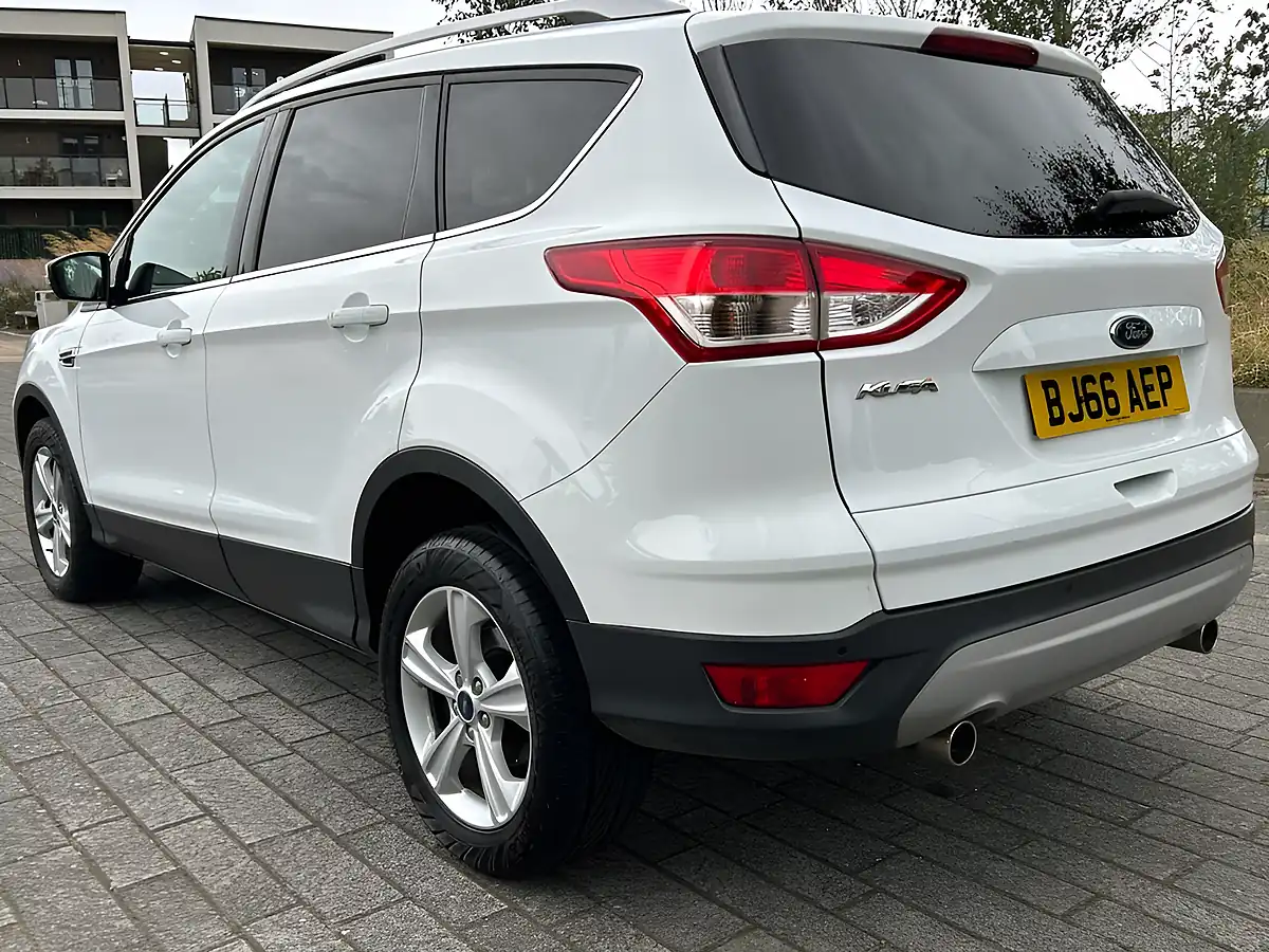 Used 2016 Ford Kuga Zetec White - Interior and Exterior details 11