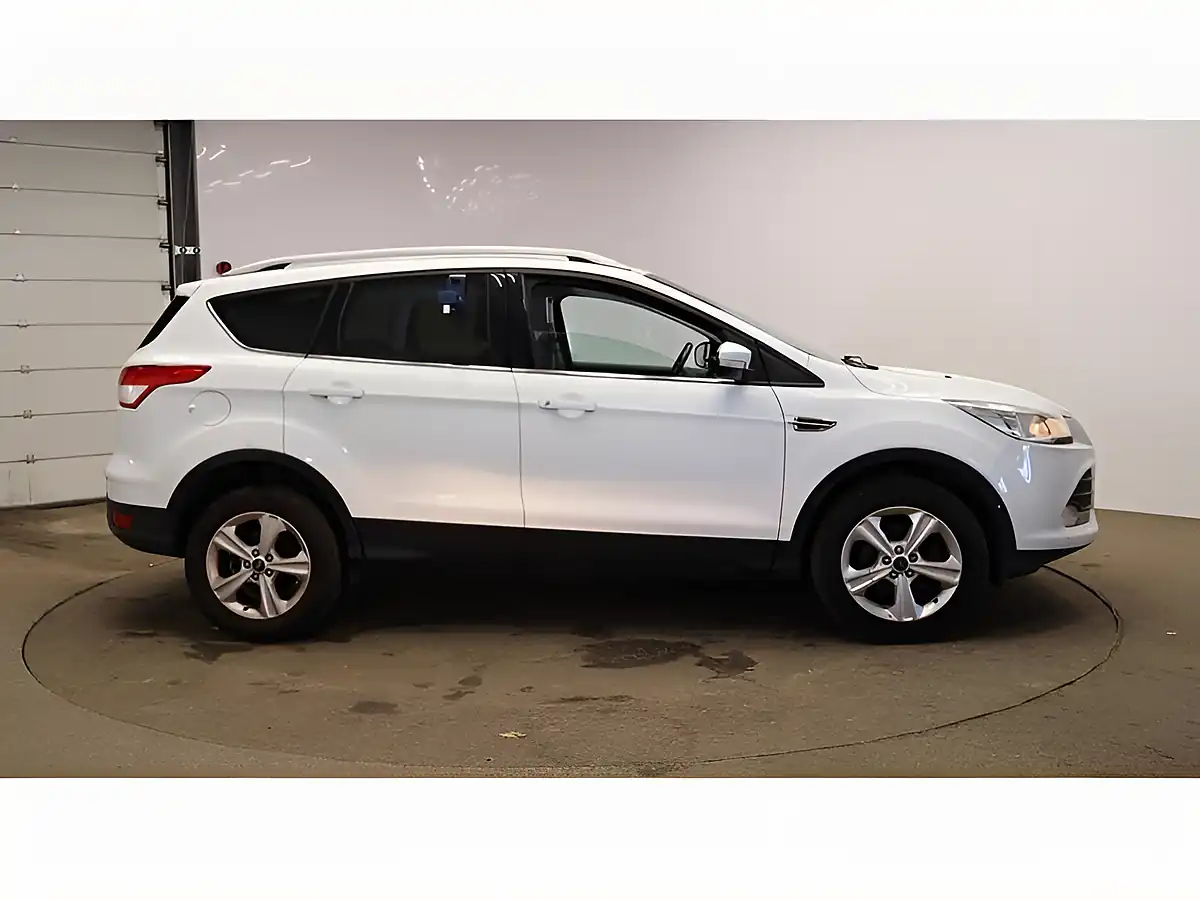 Used 2016 Ford Kuga Zetec White - Interior and Exterior details 6