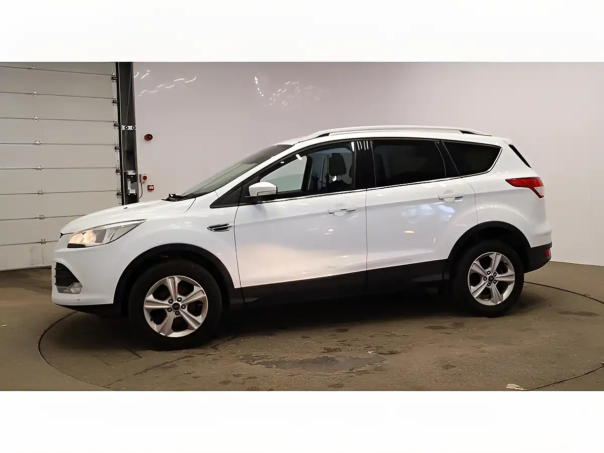 Used 2016 Ford Kuga Zetec White - Interior and Exterior details 8