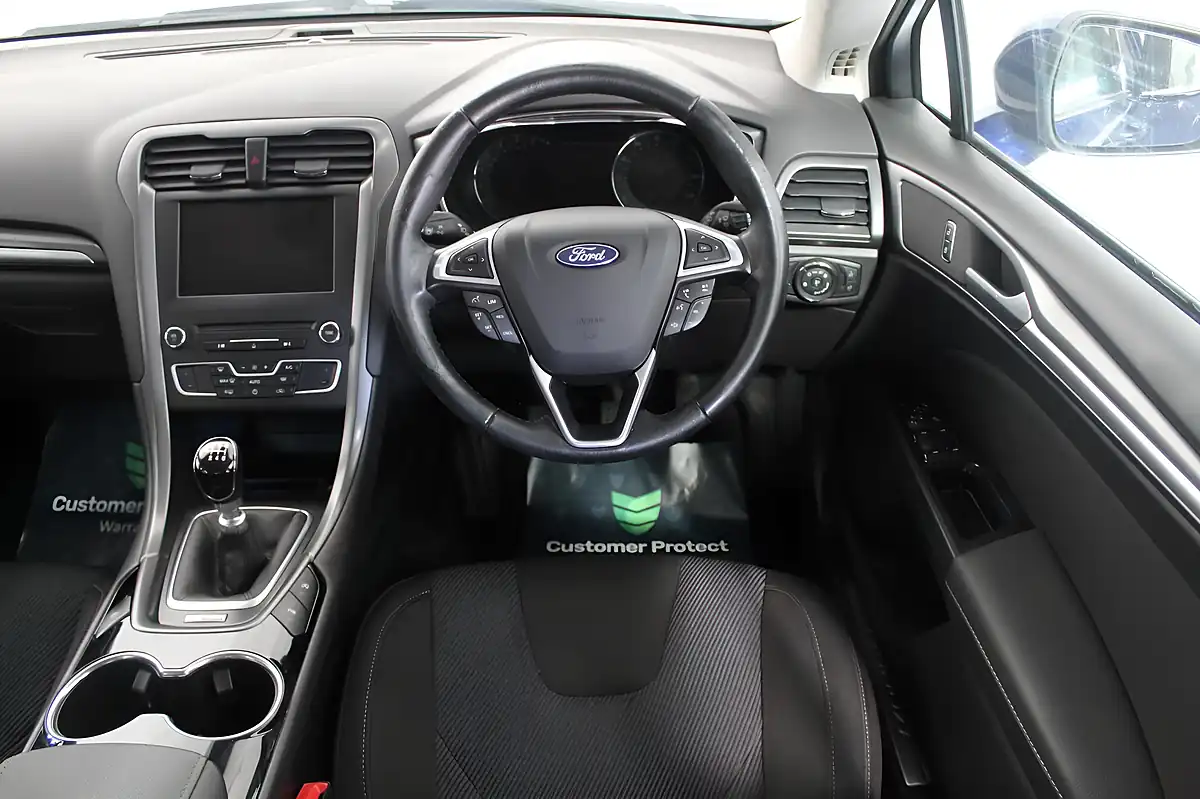 Used 2016 Ford Mondeo Titanium Blue - Interior and Exterior details 16