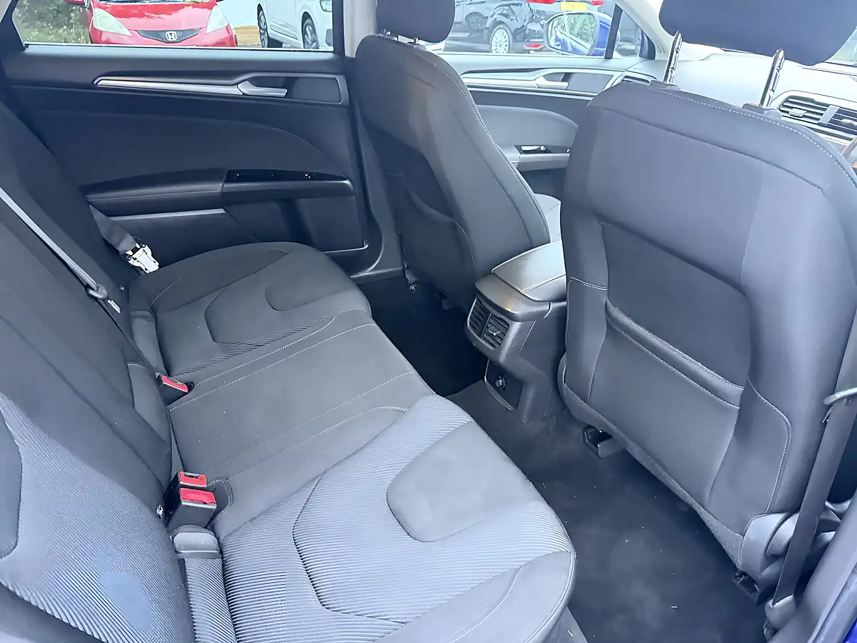 Used 2016 Ford Mondeo Titanium Blue - Interior and Exterior details 12