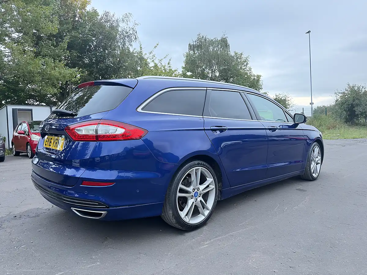 Used 2016 Ford Mondeo Titanium Blue - Interior and Exterior details 4