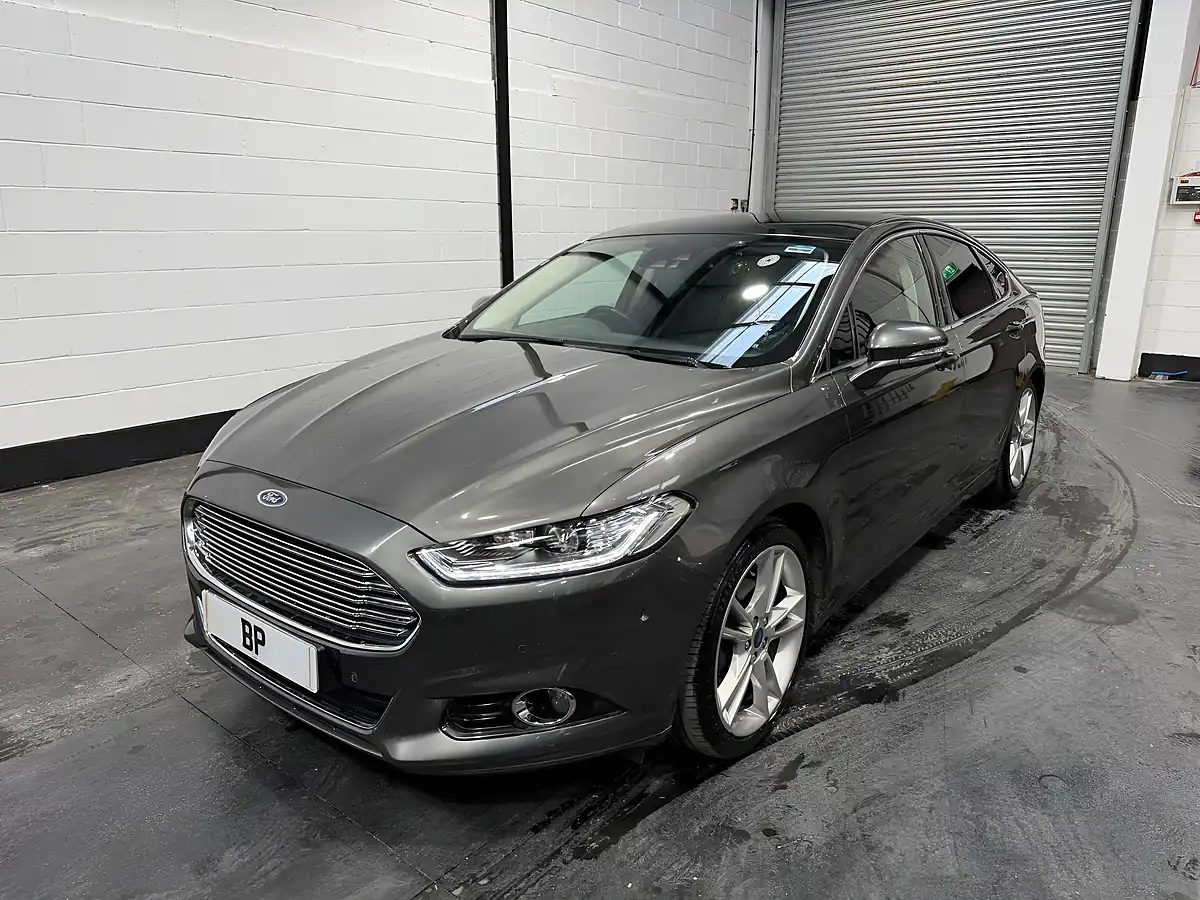Used 2016 Ford Mondeo Titanium Grey - Interior and Exterior details 3