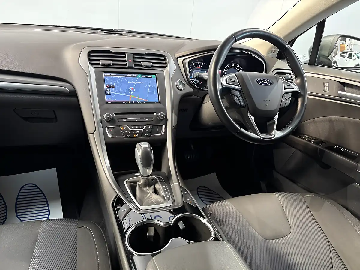 Used 2016 Ford Mondeo Titanium Grey - Interior and Exterior details 15