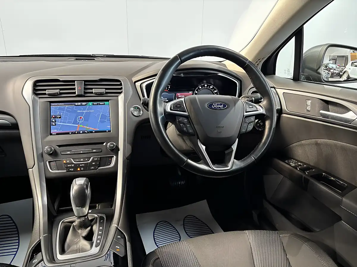 Used 2016 Ford Mondeo Titanium Grey - Interior and Exterior details 18