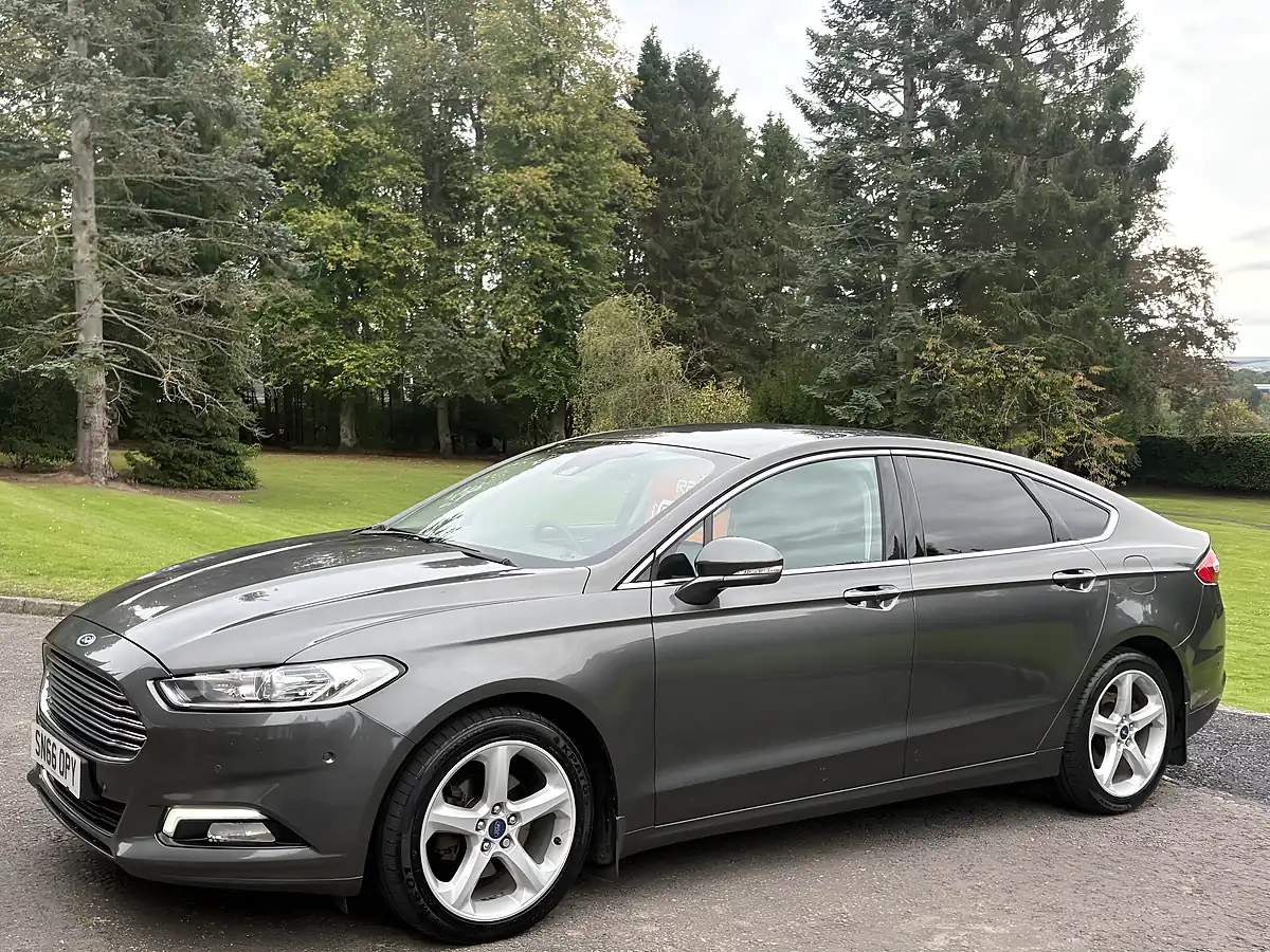 Used 2016 Ford Mondeo Titanium Grey - Interior and Exterior details 19