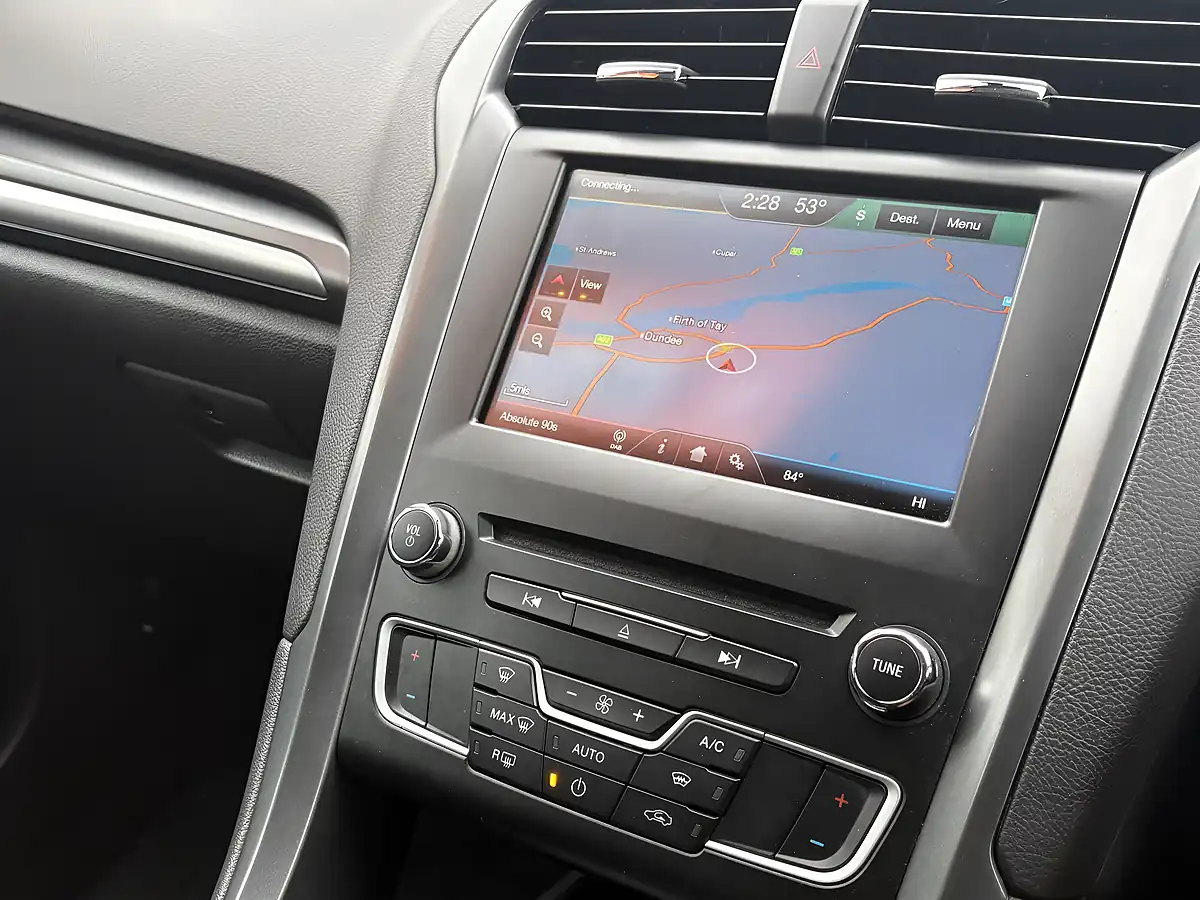 Used 2016 Ford Mondeo Titanium Grey - Interior and Exterior details 9
