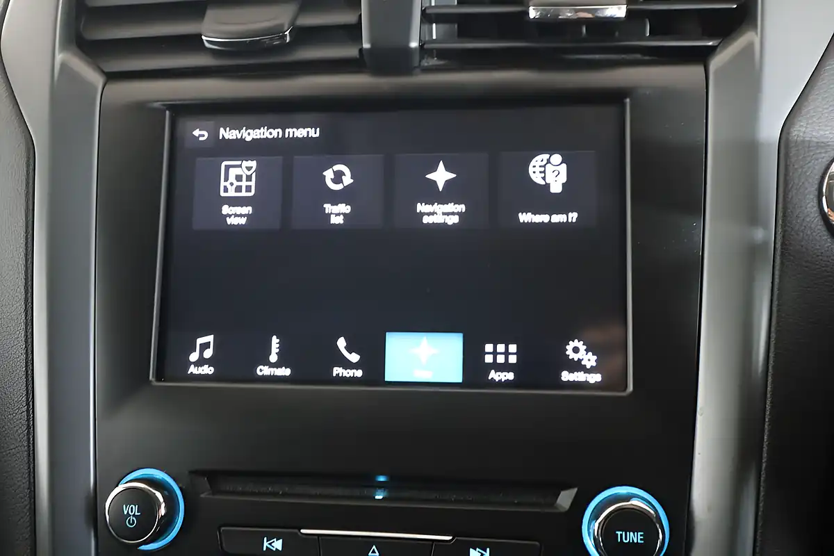 Used 2016 Ford Mondeo Titanium Grey - Interior and Exterior details 14