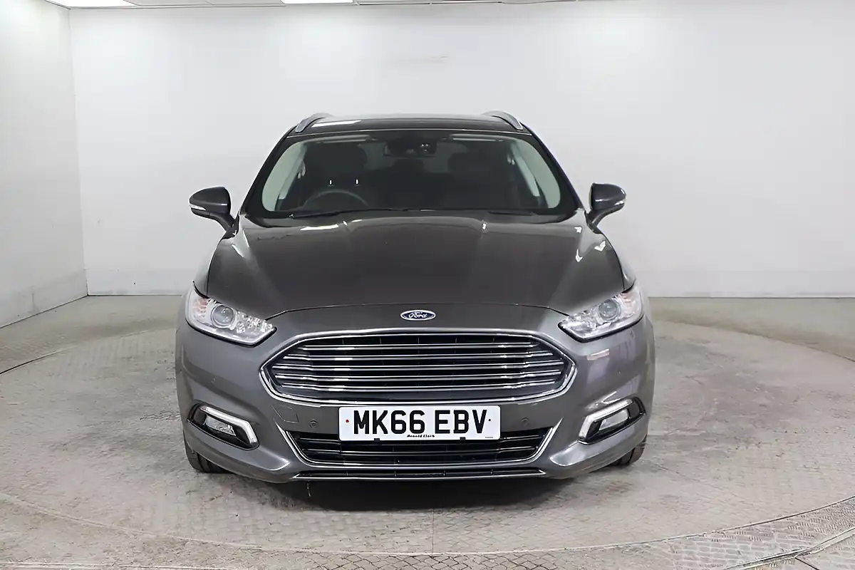 Used 2016 Ford Mondeo Titanium Grey - Interior and Exterior details 2