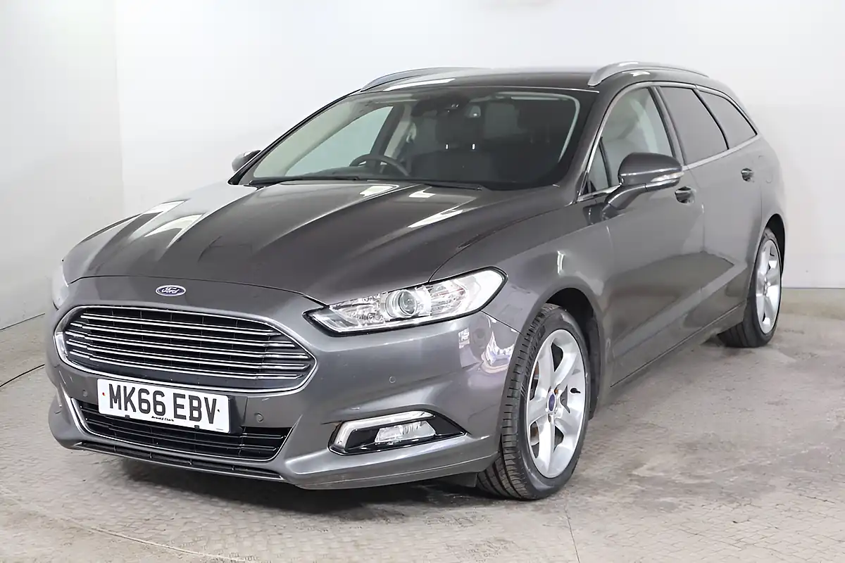 Used 2016 Ford Mondeo Titanium Grey - Interior and Exterior details 3
