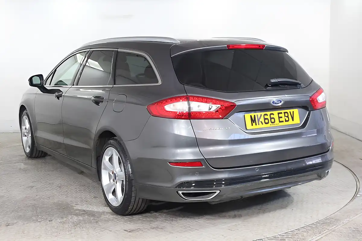 Used 2016 Ford Mondeo Titanium Grey - Interior and Exterior details 6
