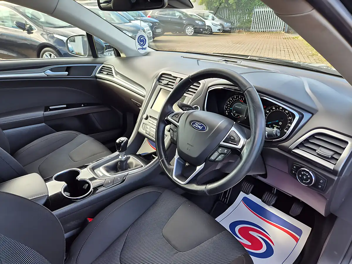 Used 2016 Ford Mondeo Titanium Grey - Interior and Exterior details 10