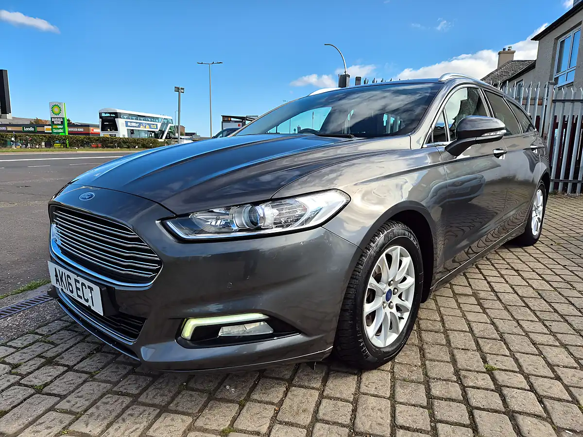 Used 2016 Ford Mondeo Titanium Grey - Interior and Exterior details 3