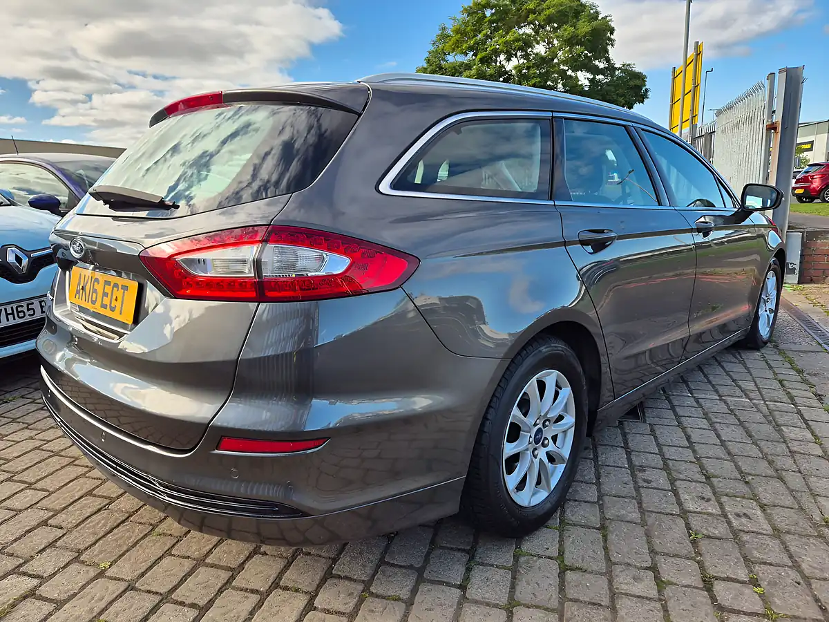 Used 2016 Ford Mondeo Titanium Grey - Interior and Exterior details 6