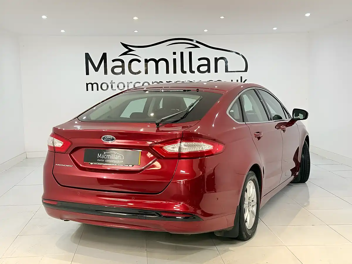 Used 2016 Ford Mondeo Titanium Red - Interior and Exterior details 8