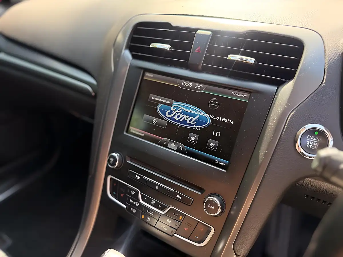 Used 2016 Ford Mondeo Titanium Red - Interior and Exterior details 17