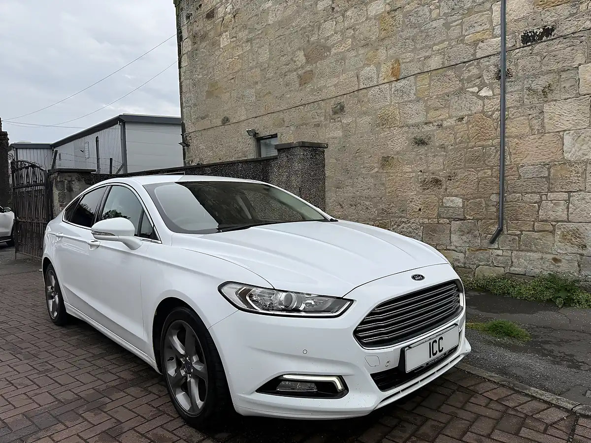 Used 2016 Ford Mondeo Titanium White - Interior and Exterior details 12