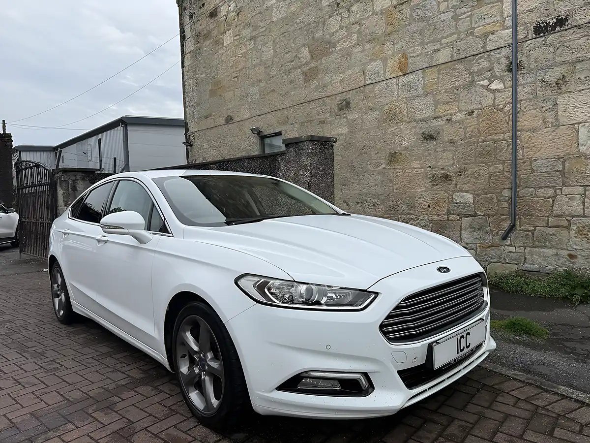 Used 2016 Ford Mondeo Titanium White - Interior and Exterior details 16
